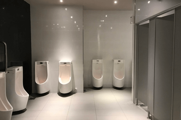 Nhà vệ sinh công cộng sang trọng và tiện lợi.